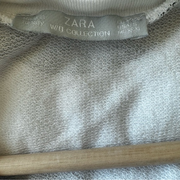 Zara Polka Dot / Cow Print Oversized Sweatshirt - Picture 8 of 9